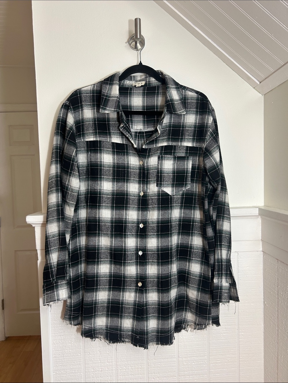 POL Oversized Cotton Frayed Hem Flannel, size small fisherman core, cabin core
